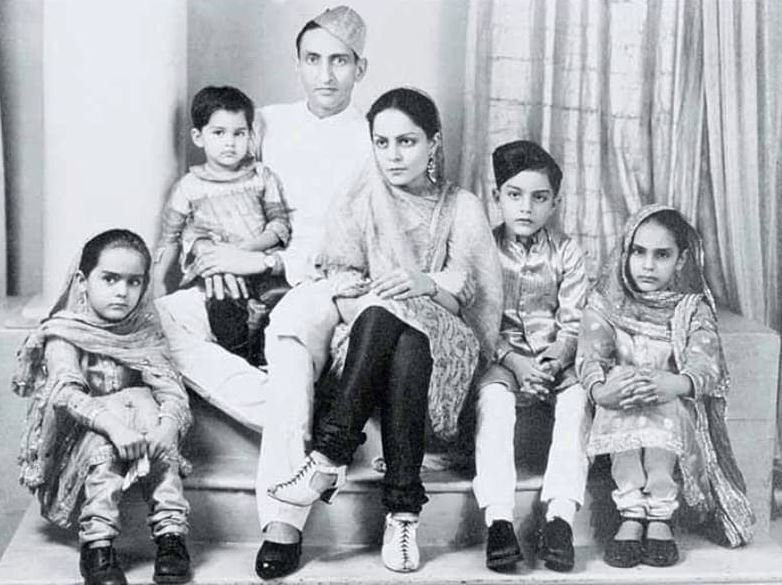 Saif ali khan Nawabs Family