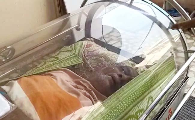 Old Man put Into deep freezer by family